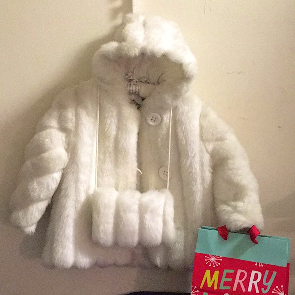 ☃️ EUC Faux Fur Coat By Casual Time Size 24 months